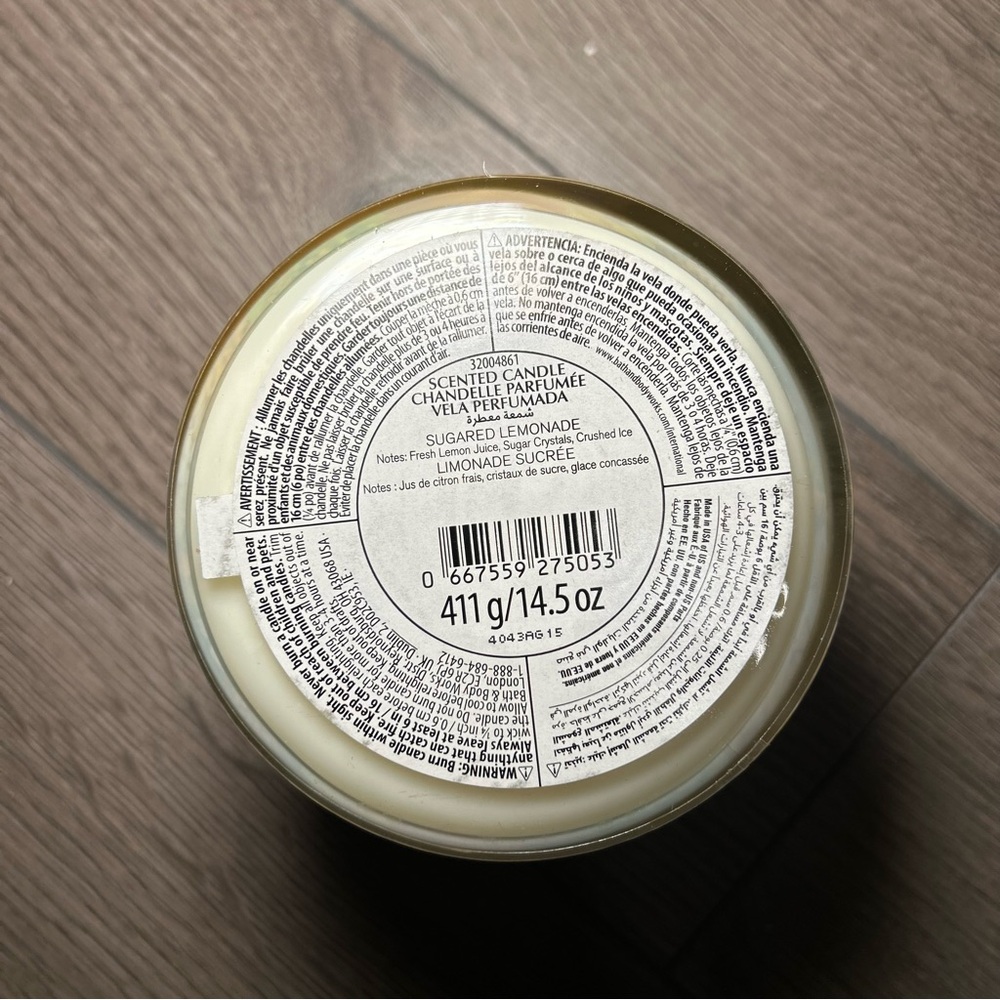 New Bath & Body Works 3-Wick Candle in Sugared Lemonade - Picture 3 of 4